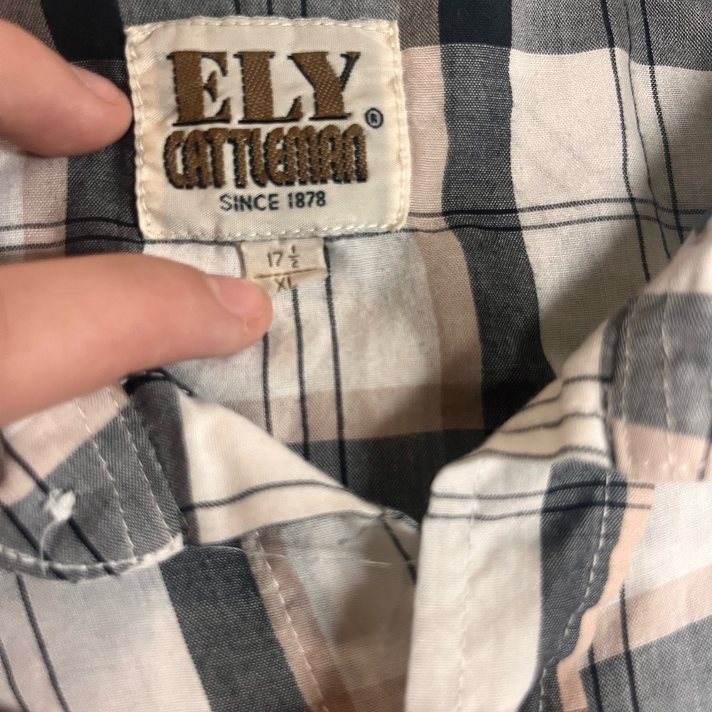 Ely Cattleman Black and White Checkered pearl snap